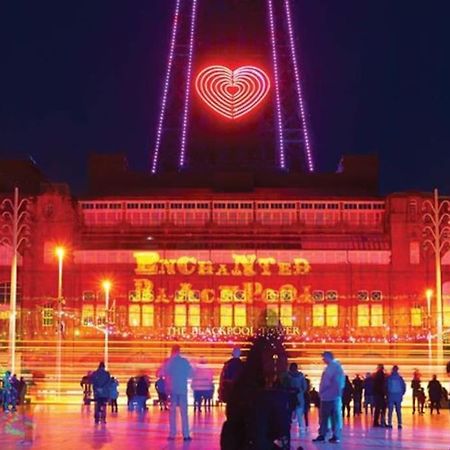 Hidden Gem W/ Parking Short Walk To Pleasure Beach Blackpool Ngoại thất bức ảnh