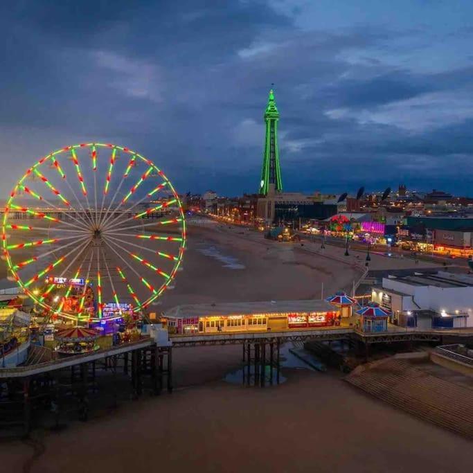 Hidden Gem W/ Parking Short Walk To Pleasure Beach Blackpool Ngoại thất bức ảnh
